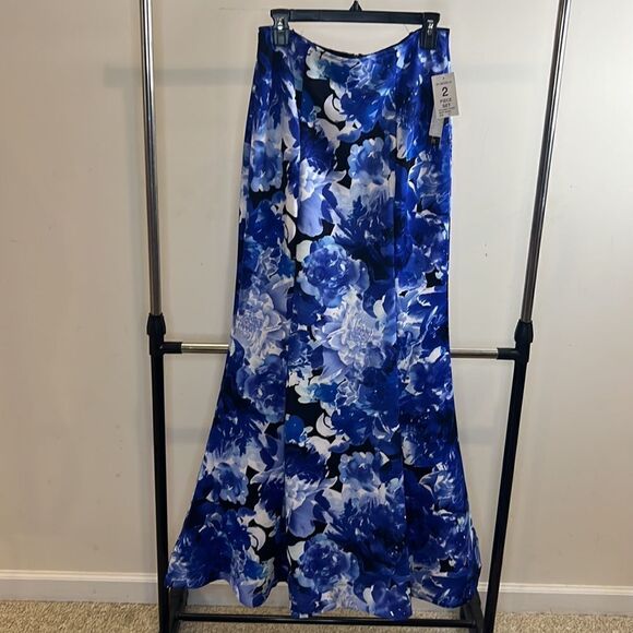NWT My Michelle 2-Piece Halter Mermaid Blue Floral Formal Prom Dress - Size 11 - Picture 7 of 16